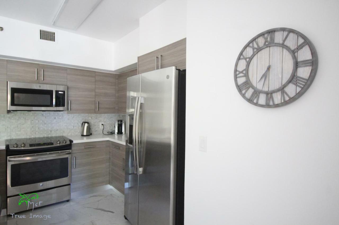 Yacht Club At Aventura 2 Bed 2 Bath Luxurius Cozy Brand New Apartman Kültér fotó