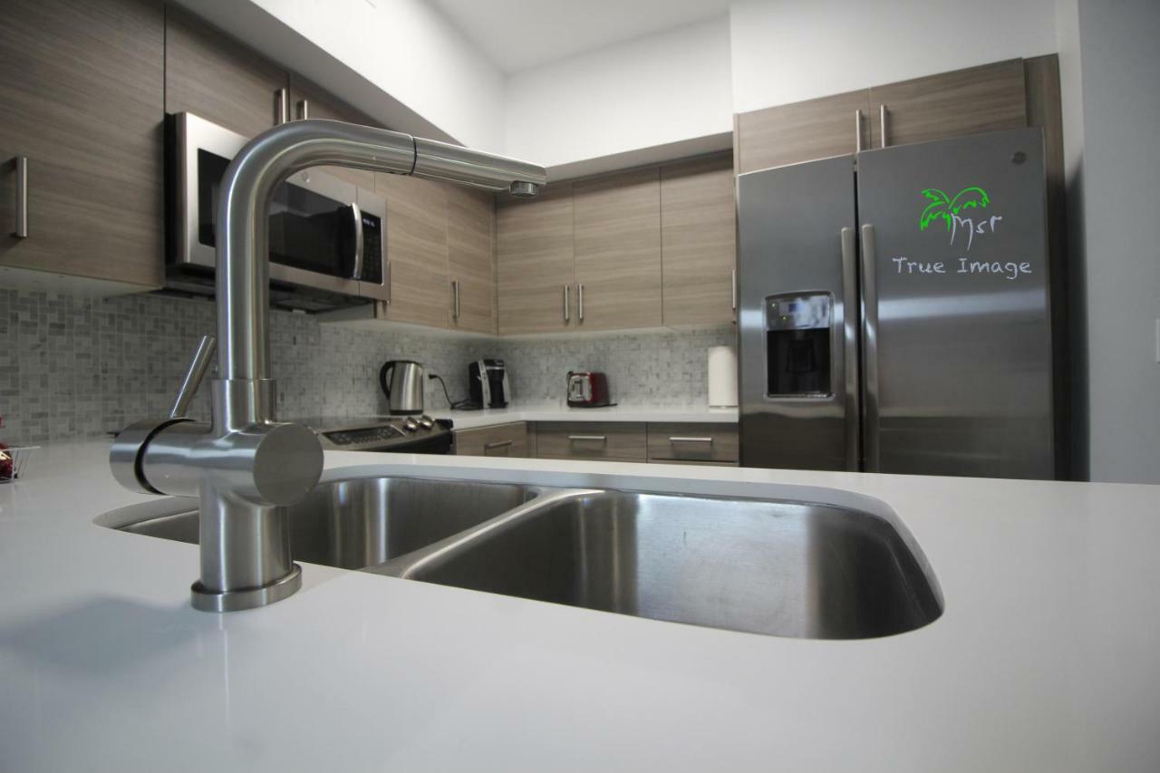 Yacht Club At Aventura 2 Bed 2 Bath Luxurius Cozy Brand New Apartman Kültér fotó