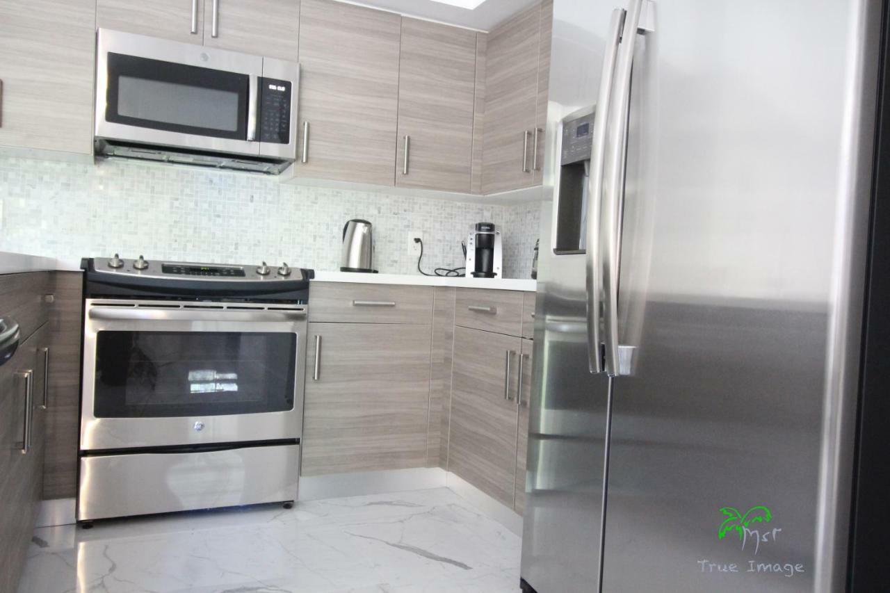 Yacht Club At Aventura 2 Bed 2 Bath Luxurius Cozy Brand New Apartman Kültér fotó